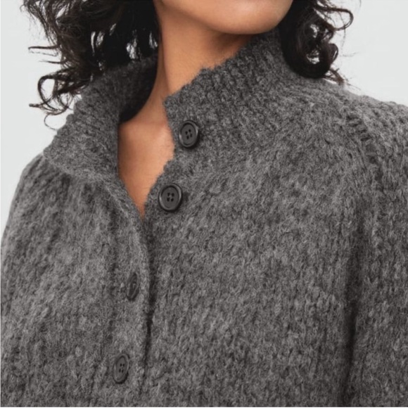 Everlane the lofty knit Henley button up alpaca wool
Blend sweater - Picture 2 of 9